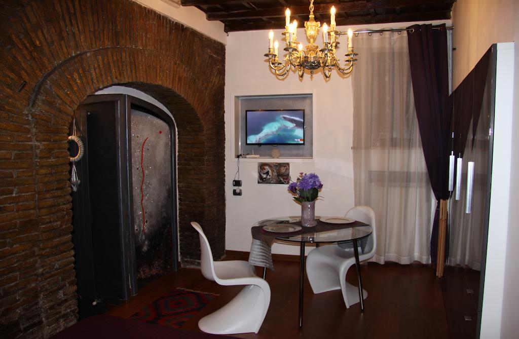 Domus31 - Luxury House In Trastevere Rom Zimmer foto