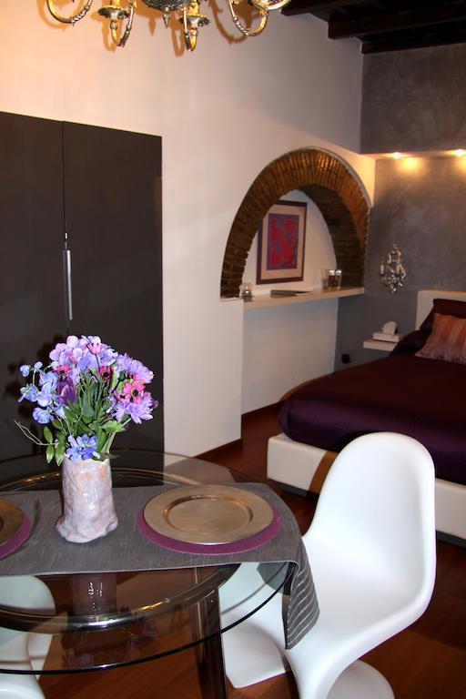 Domus31 - Luxury House In Trastevere Rom Zimmer foto